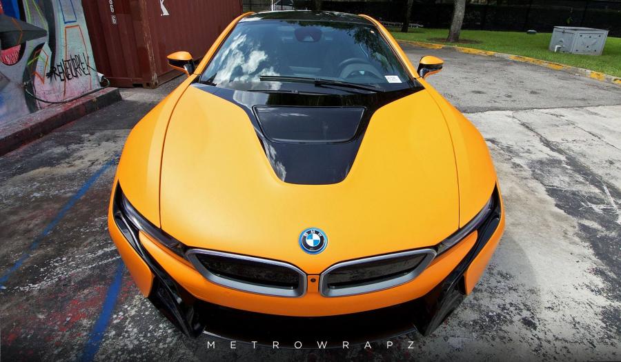  BMW i8 Matte Orange by MetroWrapz 2016 года  (фото 5 из 8)